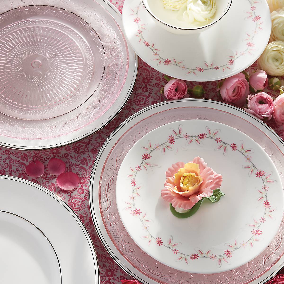 Federal Platinum Dinner Plate