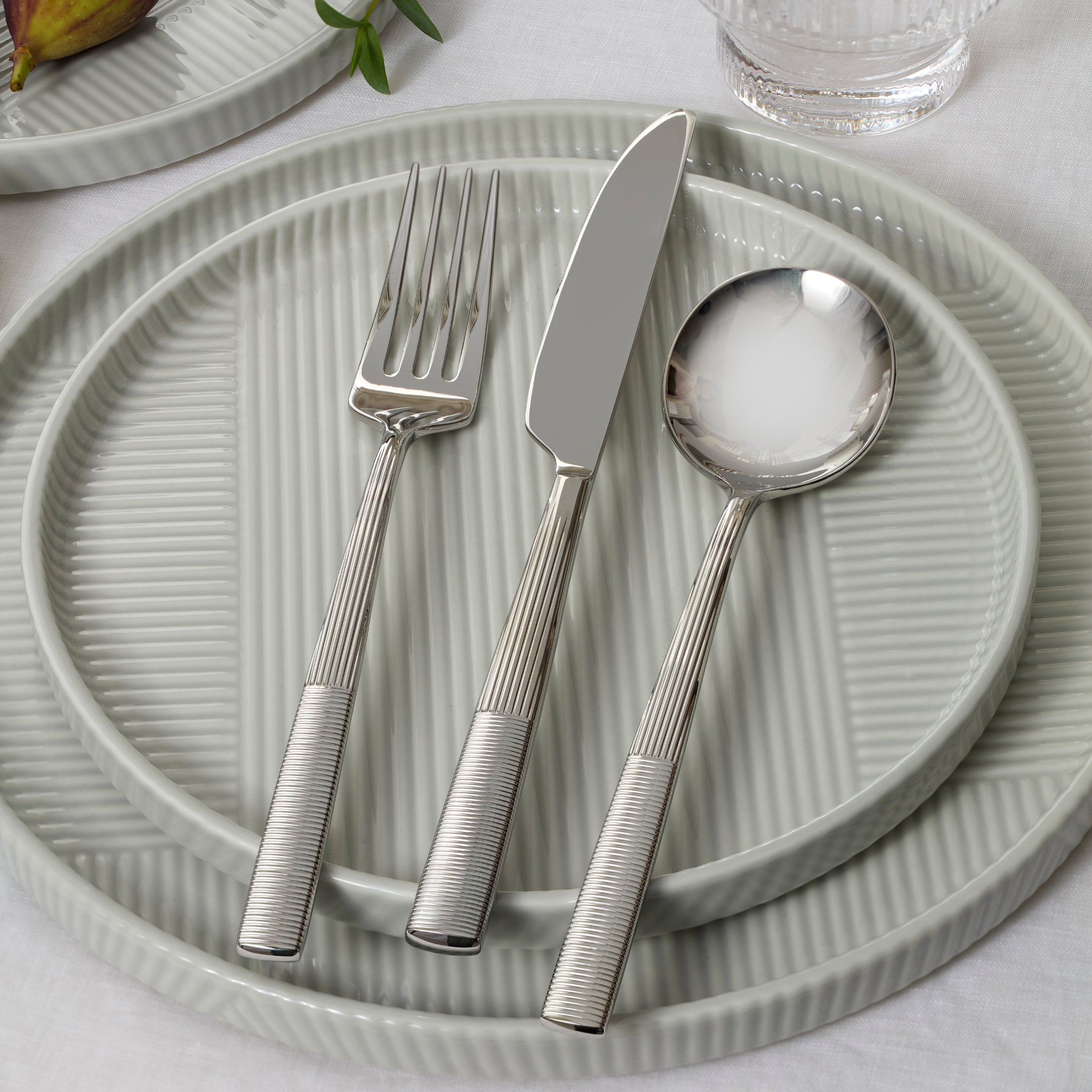 Modulus Mirror 20 Piece Flatware Set
