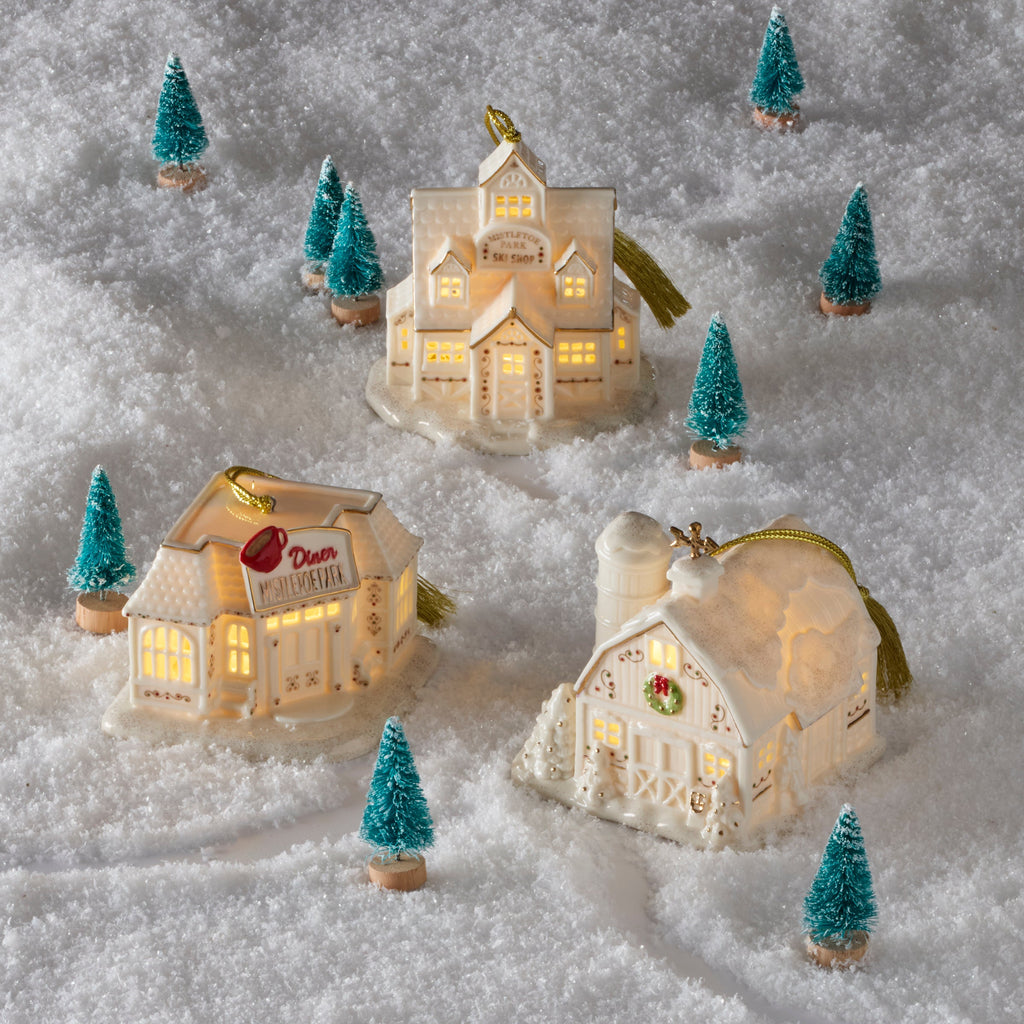 Mistletoe Park Diner Lit Ornament