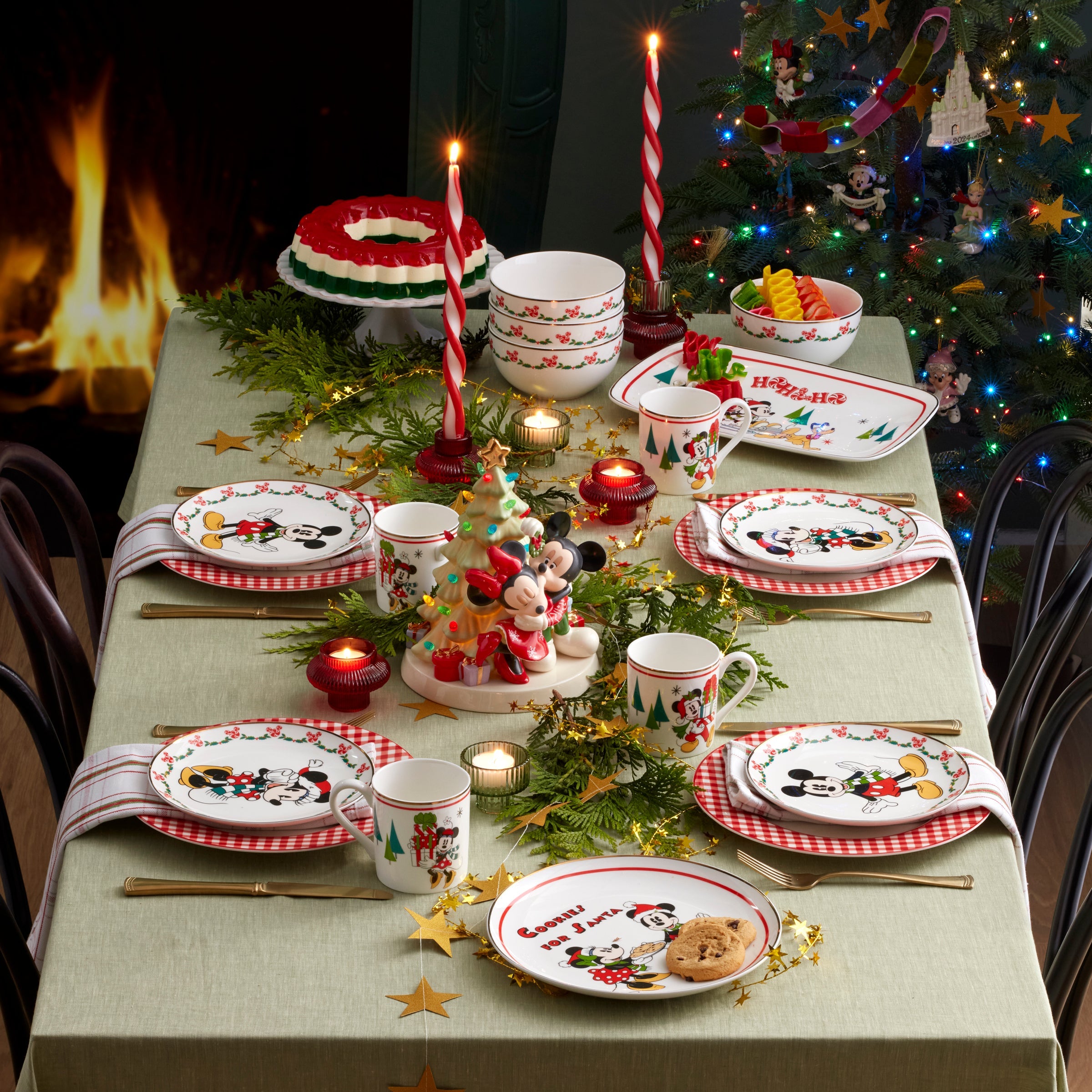 Disney Holiday Hors d'Oeuvres Tray