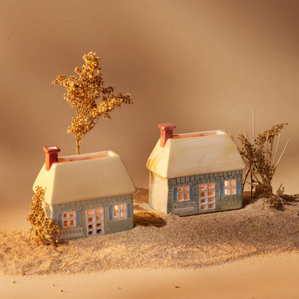 "Incense House with Tea Light + 20 Cones, English Cottage"